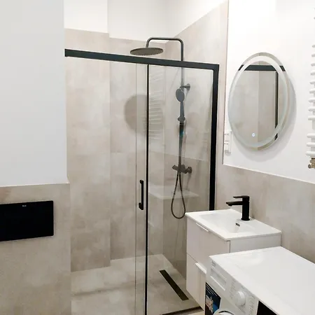 - The Poznanska Edition Boutique With Location And Exceptional Comfort Apartamento