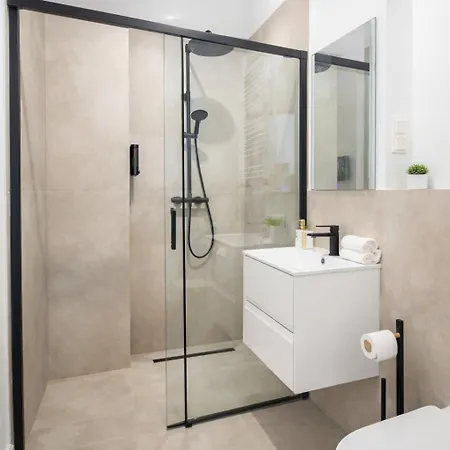 - The Poznanska Edition Boutique With Location And Exceptional Comfort * Warschau